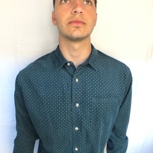 Urban Outfitters Corduroy Button Down: Modern Fit